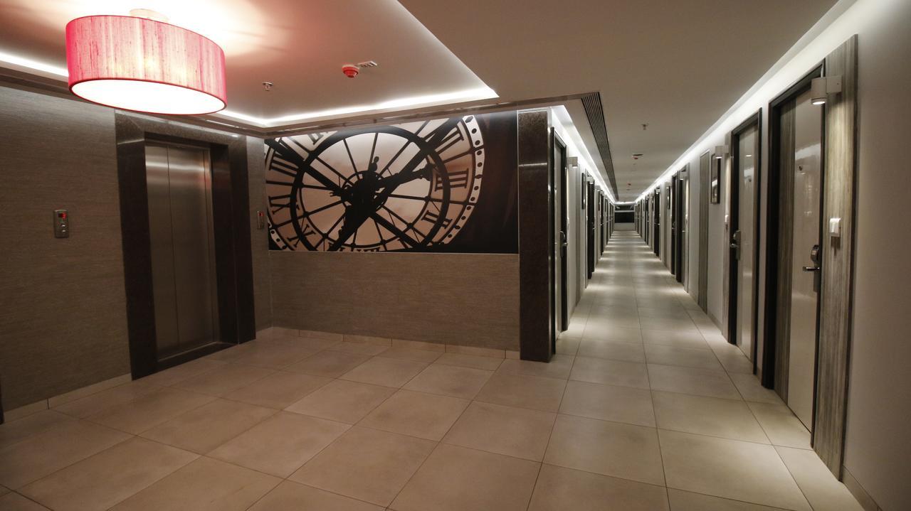 7 Apple Hotel, Vadodara Exterior foto