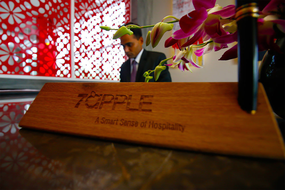 7 Apple Hotel, Vadodara Exterior foto