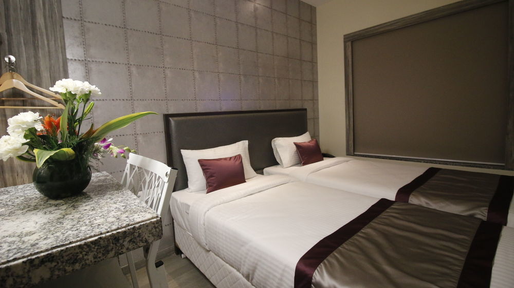 7 Apple Hotel, Vadodara Exterior foto